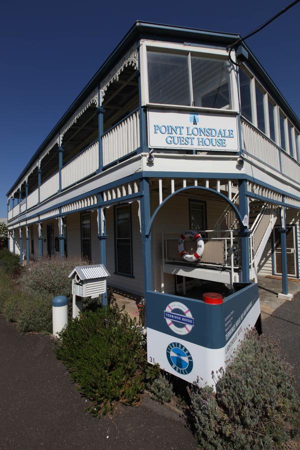  Redcliffe Tourism