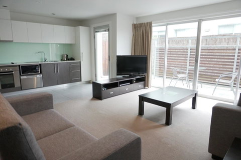 The Apollo - Redcliffe Tourism 21