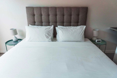 The Apollo - Redcliffe Tourism 6