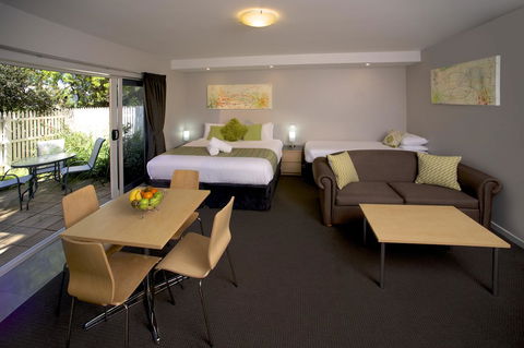 Boathouse Resort Studios And Suites - Redcliffe Tourism 20