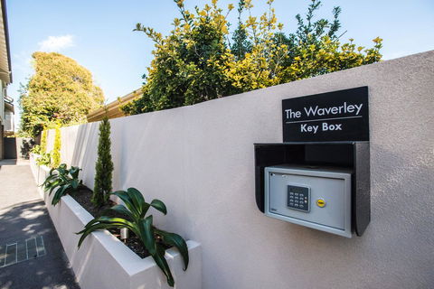 The Waverley International Hotel - Redcliffe Tourism 41