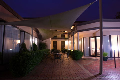 The Waverley International Hotel - Redcliffe Tourism 28