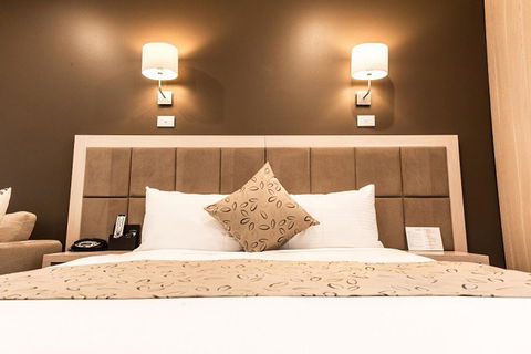 The Waverley International Hotel - Redcliffe Tourism 19