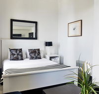 The Royal Hotel Mornington - Redcliffe Tourism
