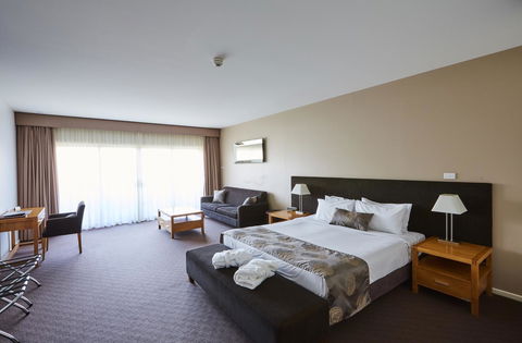 Mornington Hotel - Redcliffe Tourism 19