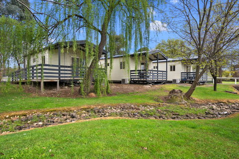 High Country Holiday Park - Redcliffe Tourism 21