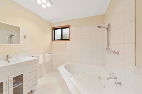 High Country Holiday Park - Redcliffe Tourism 12