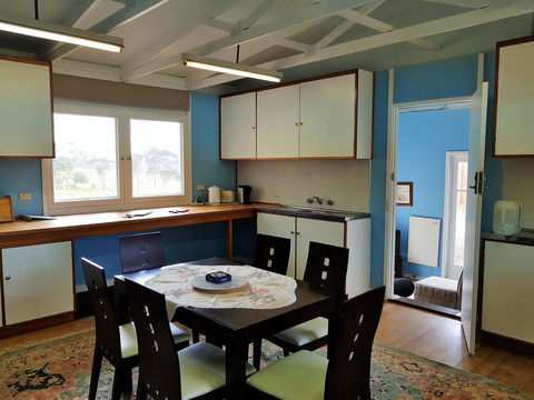 Coragulac House Cottages - Redcliffe Tourism 32