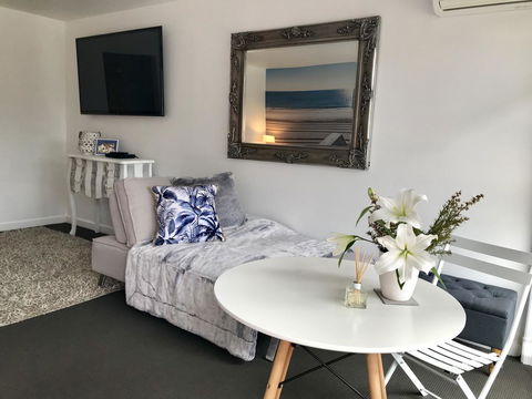 Lorne World - Redcliffe Tourism 4