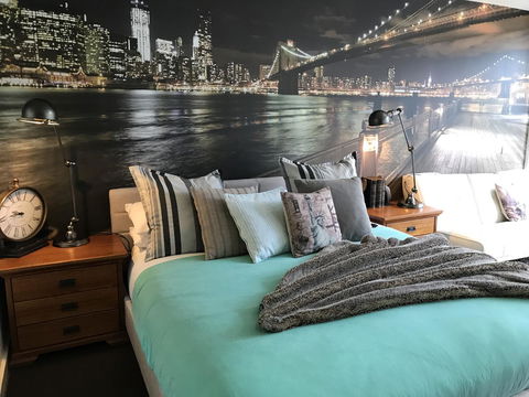 Lorne World - Redcliffe Tourism 40