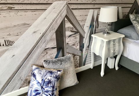 Lorne World - Redcliffe Tourism 13