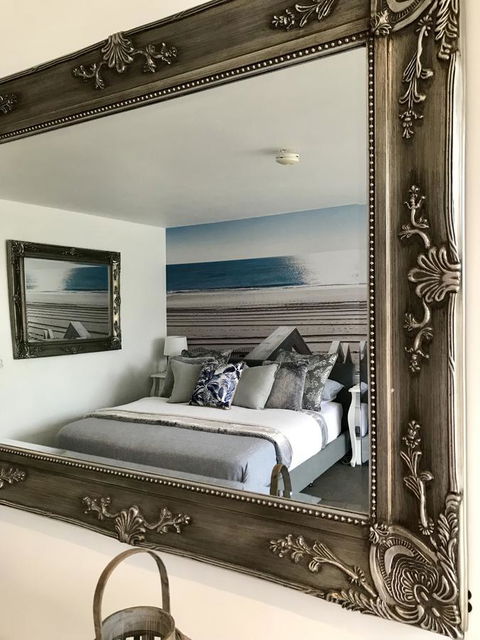 Lorne World - Redcliffe Tourism 16