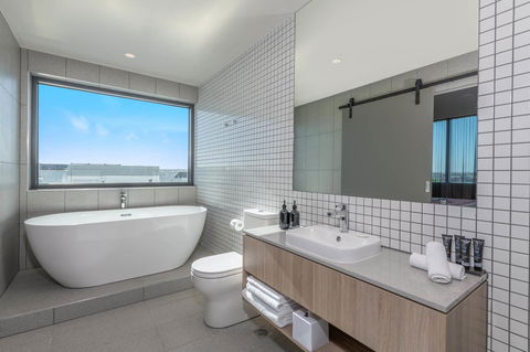 Mantra Melbourne Epping - Redcliffe Tourism 17