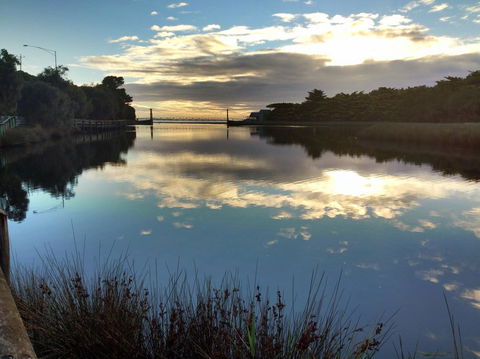 Lorne Surf Apartments - Redcliffe Tourism 17
