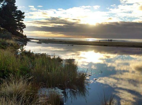 Lorne Surf Apartments - Redcliffe Tourism 22