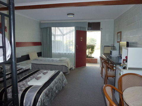 The Grampians Motel - Redcliffe Tourism 37