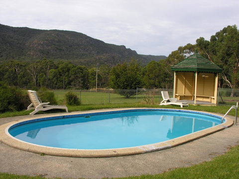 The Grampians Motel - Redcliffe Tourism 8