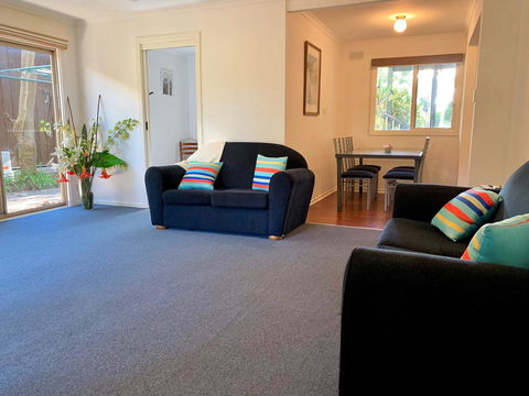 Island Family Holiday Retreat - Redcliffe Tourism 7