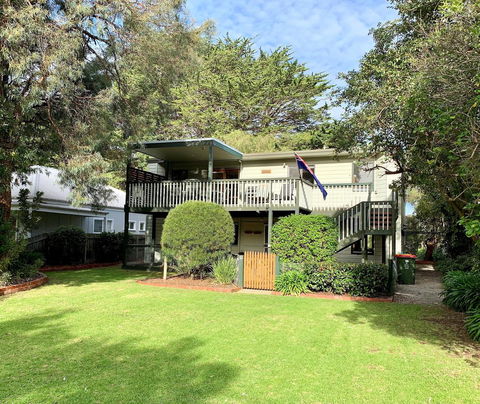Island Family Holiday Retreat - Redcliffe Tourism 0