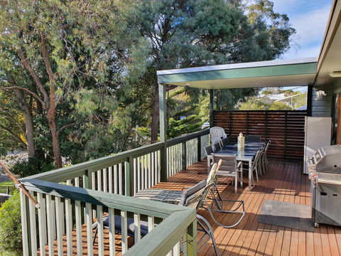 Island Family Holiday Retreat - Redcliffe Tourism 1