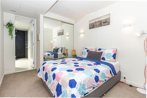 Stay Like Home - Redcliffe Tourism 2