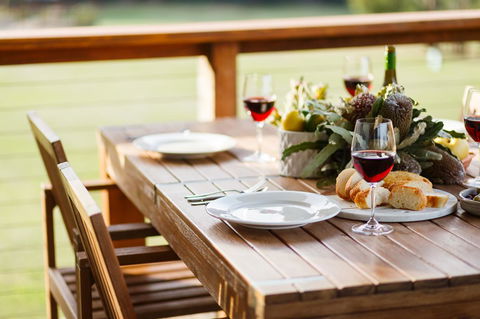 Yering Gorge Cottages - Redcliffe Tourism 4