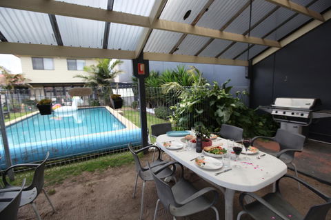 Mornington Motel - Redcliffe Tourism 15