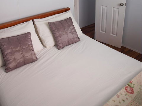 Mornington Motel - Redcliffe Tourism 40