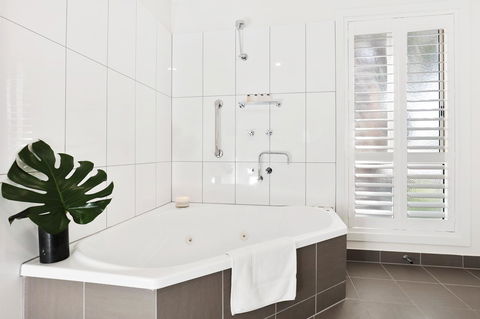 Sandymount - Redcliffe Tourism 7