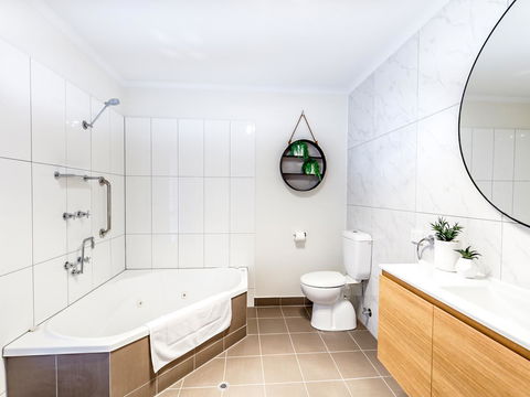 Sandymount - Redcliffe Tourism 26