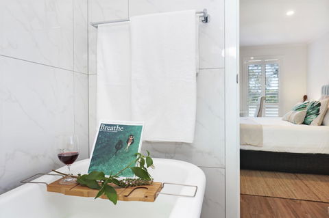 Sandymount - Redcliffe Tourism 12