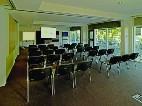 The Parkmore Hotel - Redcliffe Tourism 4
