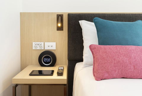 Ibis Melbourne Central - Redcliffe Tourism 0