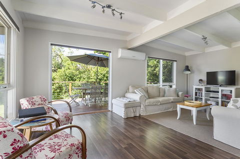 Blairgowrie Bella - Light Filled Home With Great Deck - Redcliffe Tourism 0