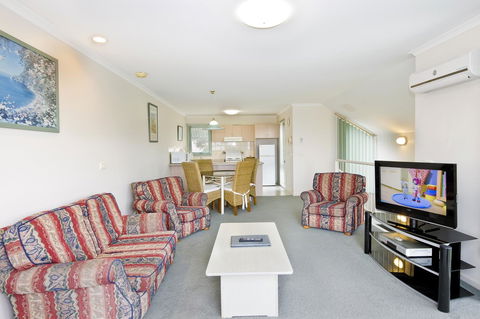Anchorage Motel & Villas Lorne - Redcliffe Tourism 24