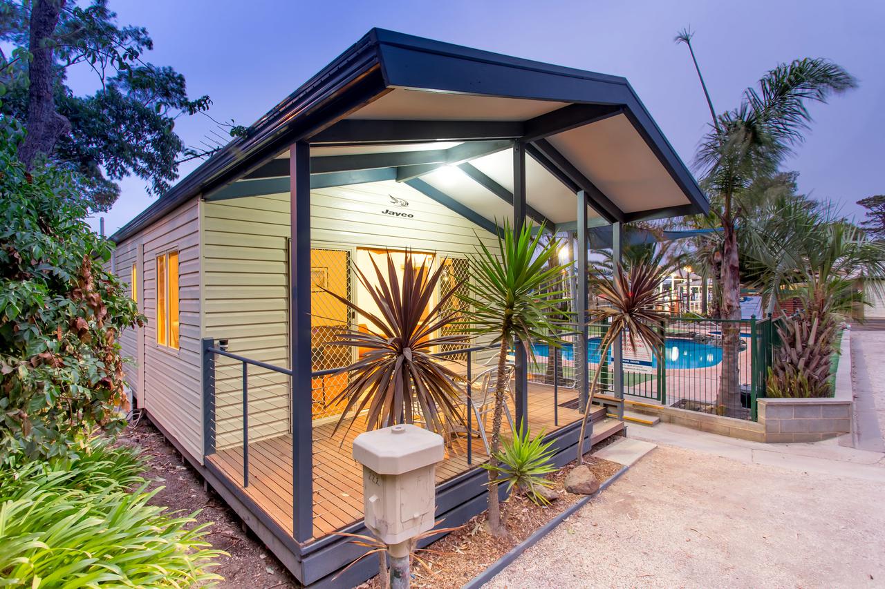  Redcliffe Tourism