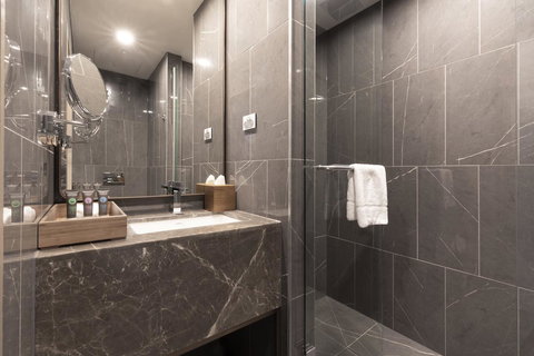 Novotel Melbourne Central - Redcliffe Tourism 6