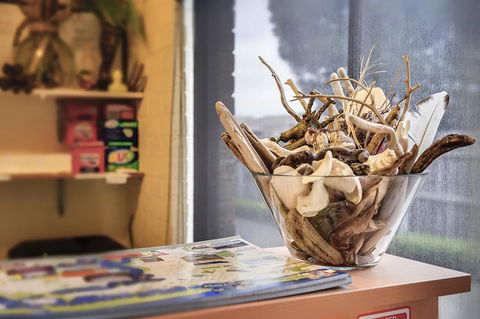 Allambi Holiday Apartments - Redcliffe Tourism 22