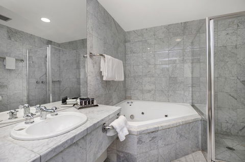 All Seasons Resort Hotel Bendigo - Redcliffe Tourism 7