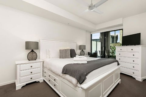 Melbourne Holiday Apartments Flinders Wharf - Redcliffe Tourism 38