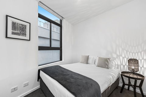 Melbourne Holiday Apartments Flinders Wharf - Redcliffe Tourism 20