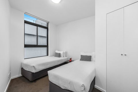 Melbourne Holiday Apartments Flinders Wharf - Redcliffe Tourism 29