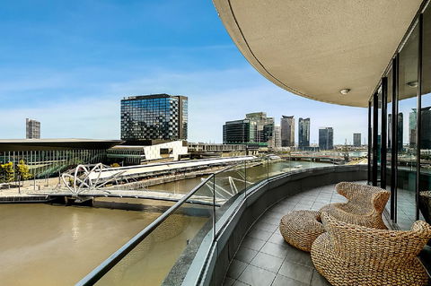 Melbourne Holiday Apartments Flinders Wharf - Redcliffe Tourism 37