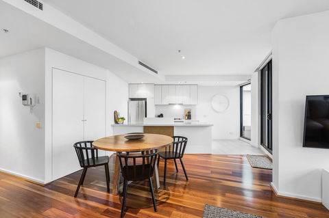 Melbourne Holiday Apartments Flinders Wharf - Redcliffe Tourism 30