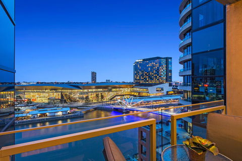 Melbourne Holiday Apartments Flinders Wharf - Redcliffe Tourism 14