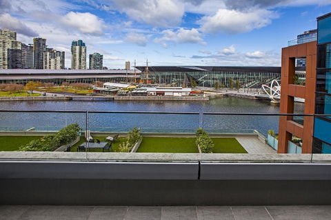 Melbourne Holiday Apartments Flinders Wharf - Redcliffe Tourism 41