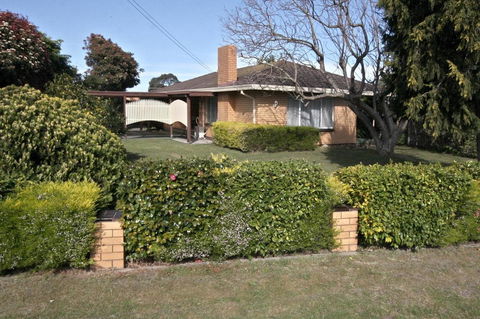 Jacaranda House - Redcliffe Tourism 0