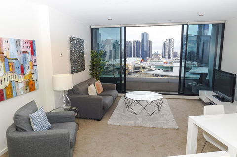 Waterfront Melbourne Apartments - Redcliffe Tourism 44