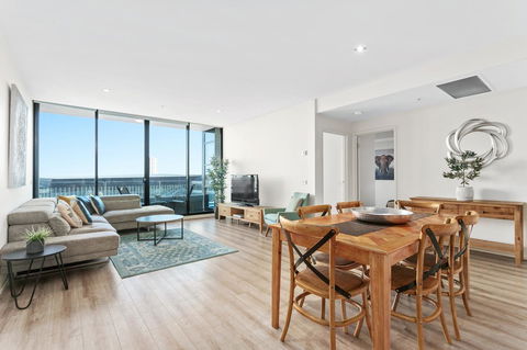 Waterfront Melbourne Apartments - Redcliffe Tourism 4