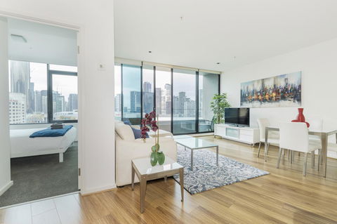 Waterfront Melbourne Apartments - Redcliffe Tourism 22
